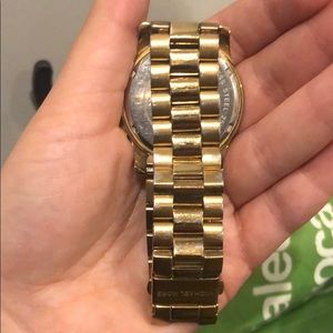 Michael Kors Accessories - Michael Kors Gold Watch Michael Kors Accessories - Michael Kors Gold Watch